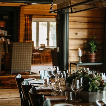 Storfjord Hotell 5*