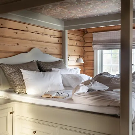 Storfjord Hotel 5*