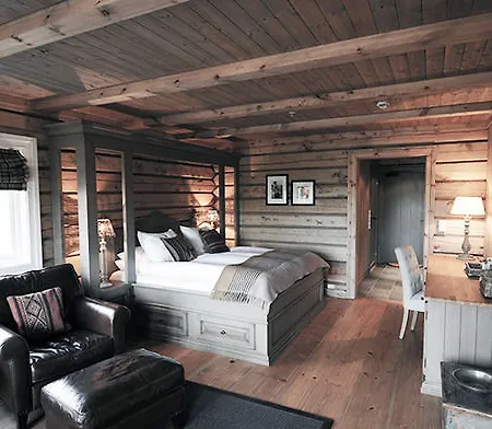 Storfjord Hotell 5*